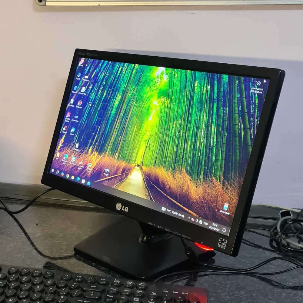 LG LED Monitor E42 Series