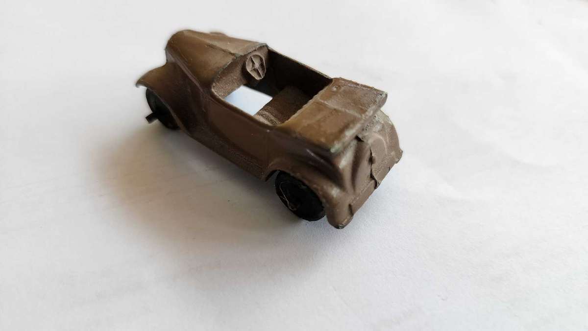 Dinky Austin #35d of the 1940's