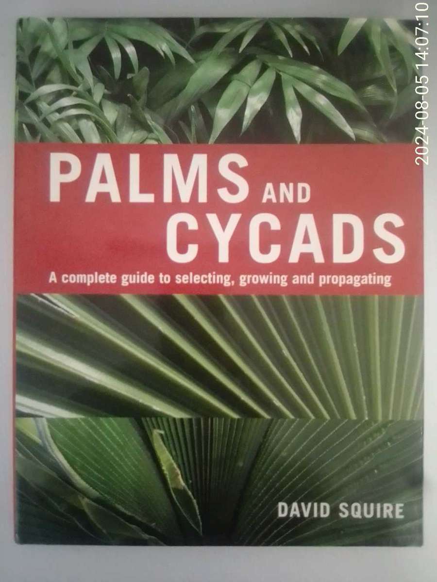 8 x Gardening Books.