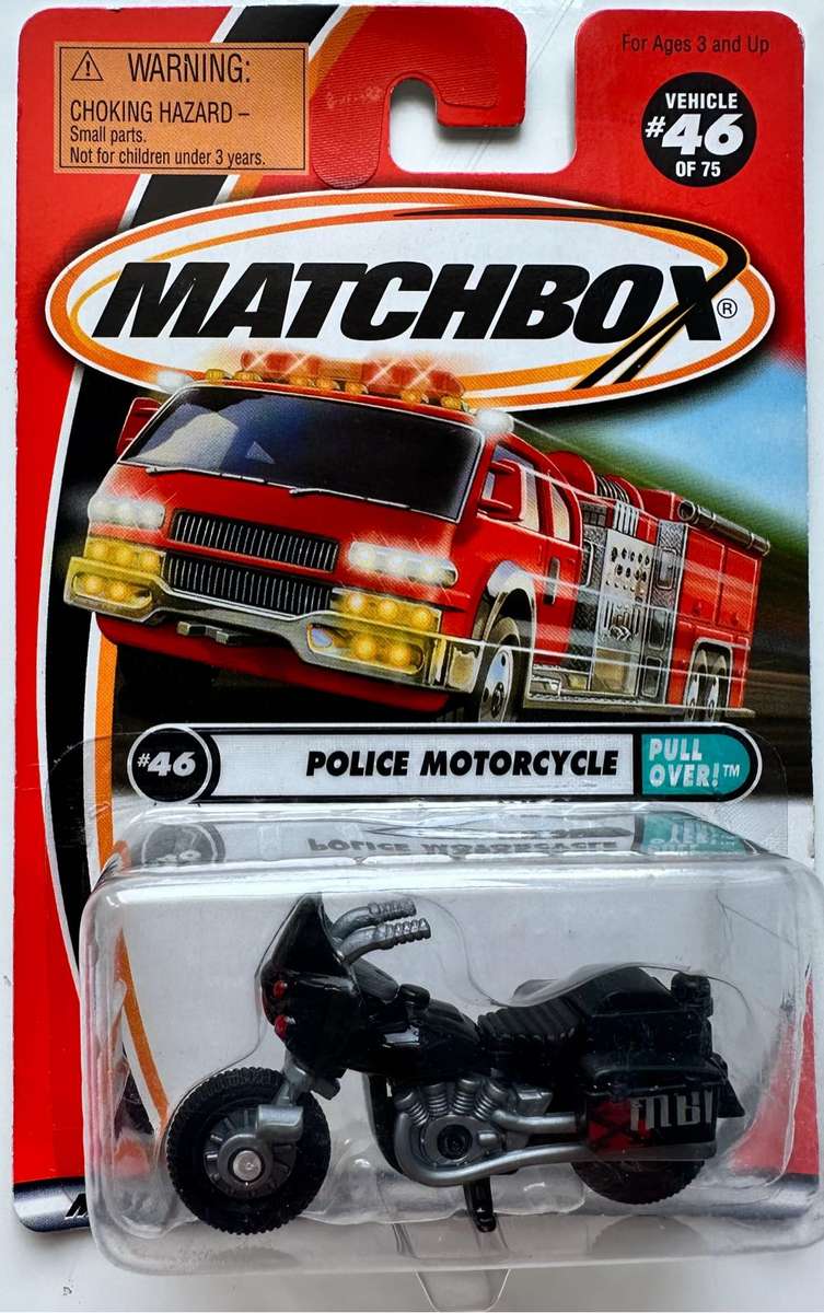 2000/ 2000 VINTAGE MATCHBOX CARS - POLICE MOTOR CYCLE & VW TRANSPORTER
