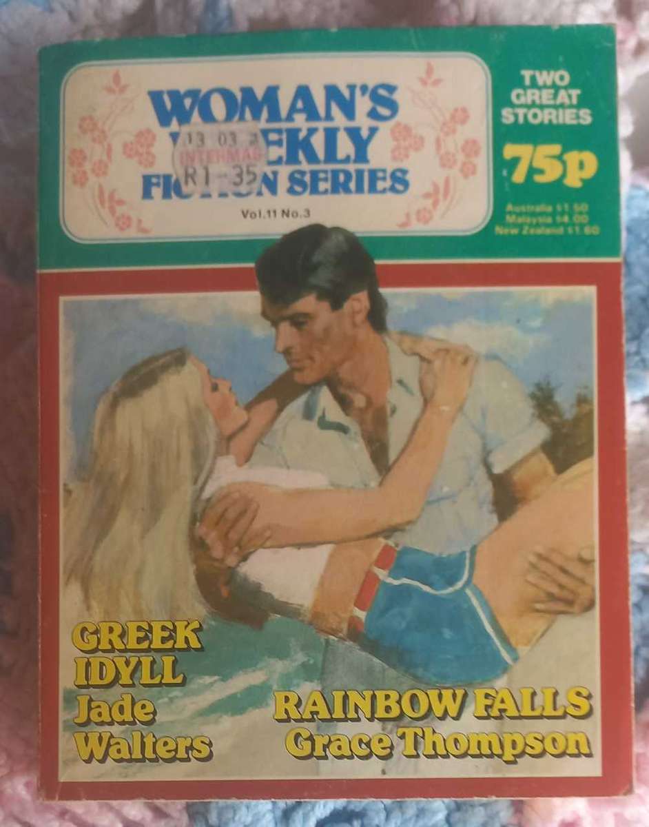 Woman`s weekly vol 11 no 3