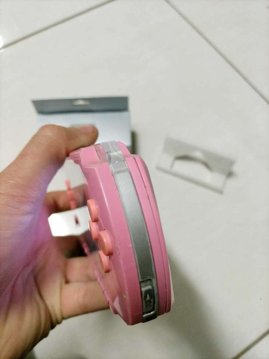 Pink limited edition psp 1000 console