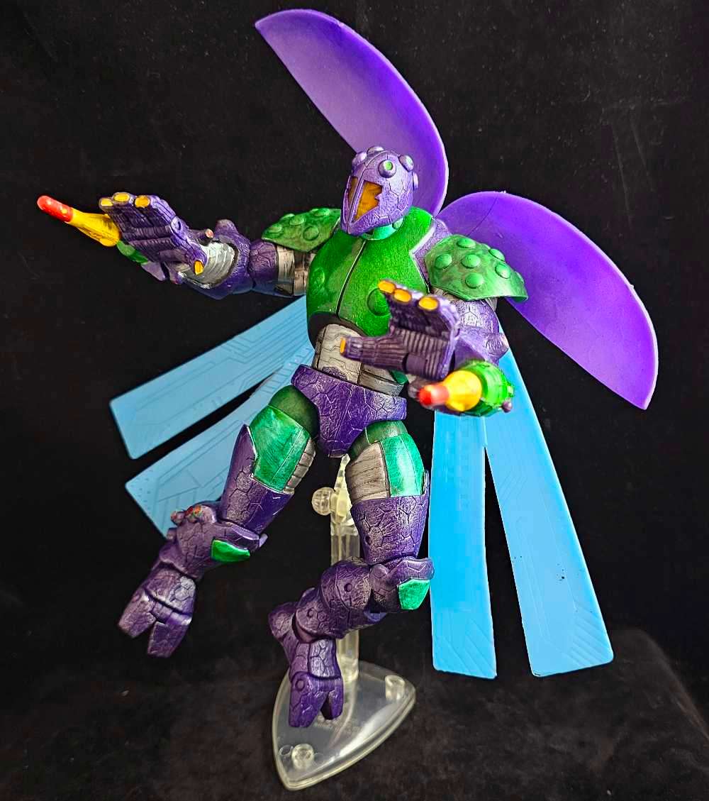 ToyBiz Marvel Spider-Man Classics Beetle