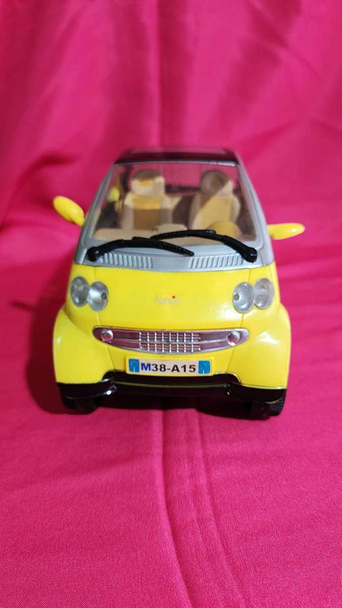 BIG "Smart-Car" Battery Operated (Model)
