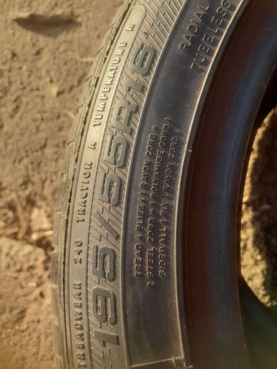 Quality Second hand tyres in all sizes and in  assorted brands