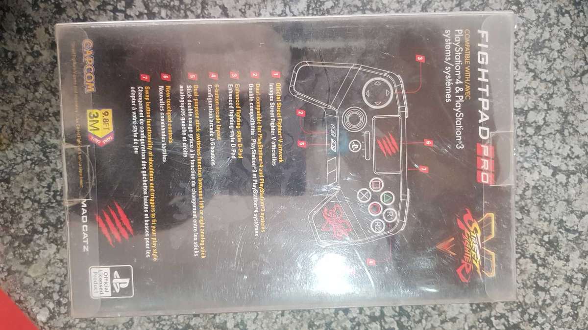 Mad Catz FIGHTPAD pro blue