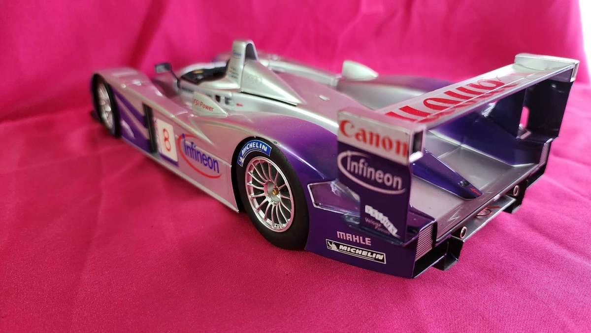 Audi R8R Sport (1:18)