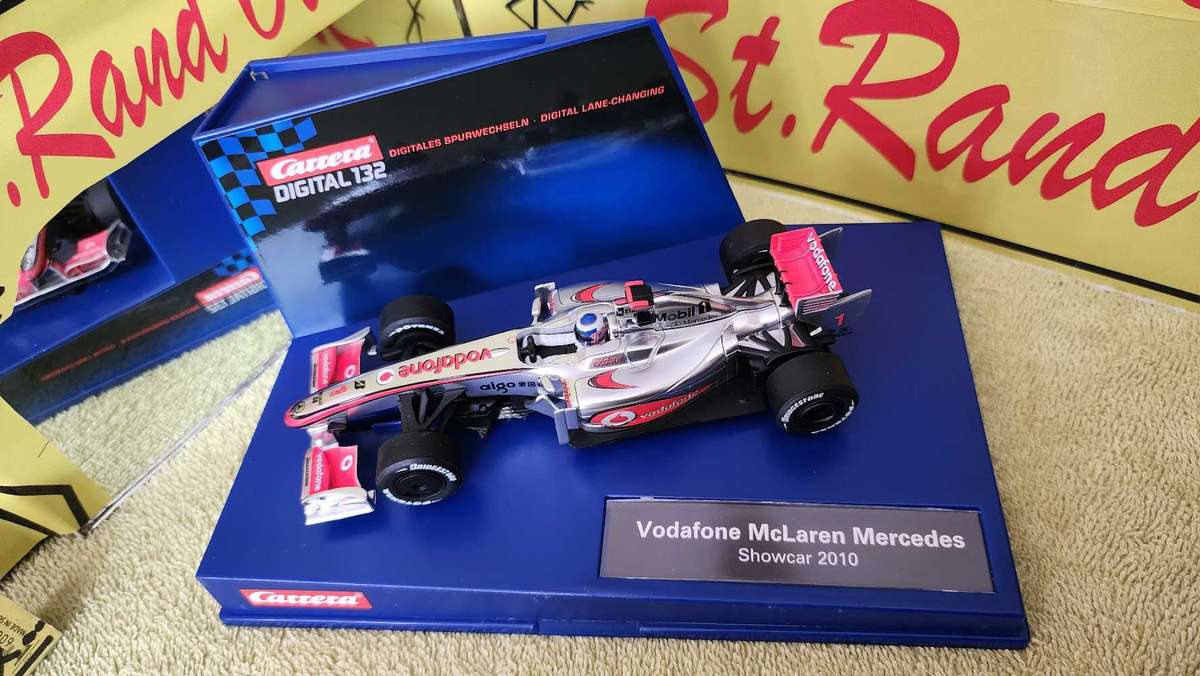 Carrera Vodafone McLaren Mercedes 2010 Showcar