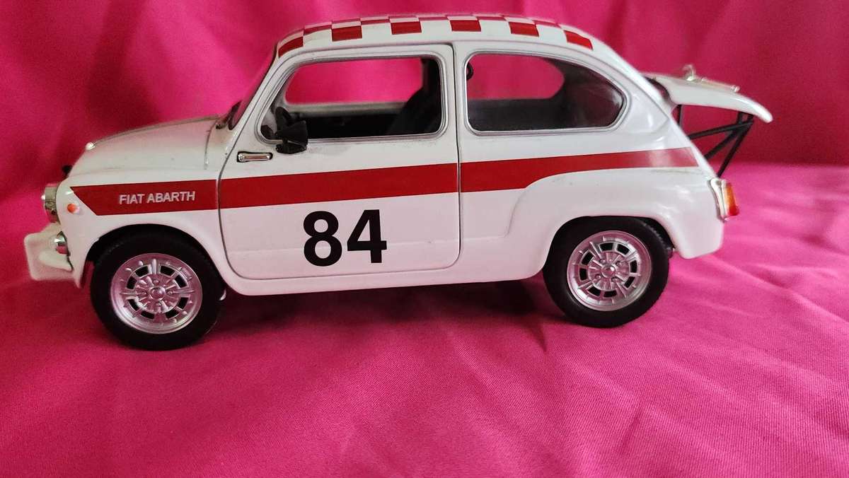 61' Fiat Abarth  1:18