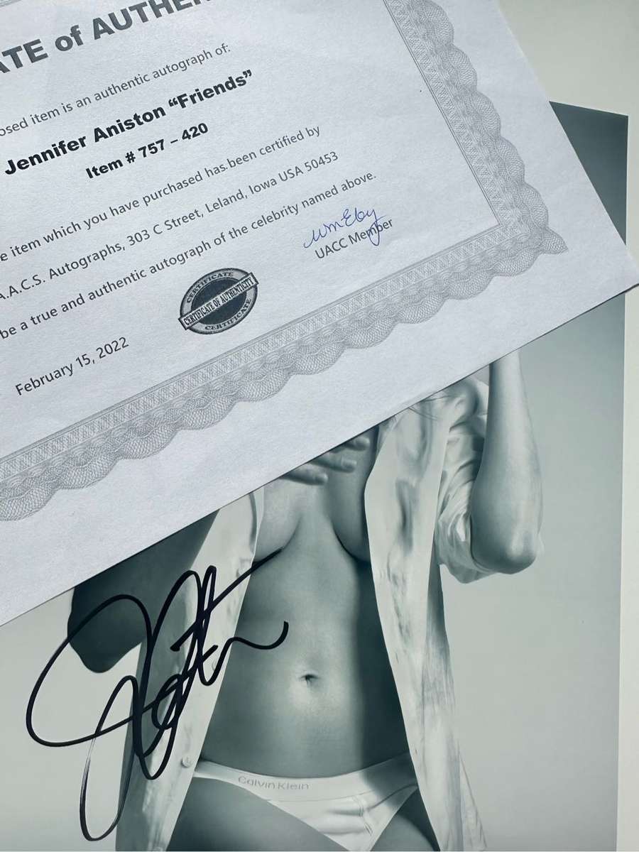 JENNIFER ANISTON -  AUTHENTIC AUTOGRAPH - 100% ORIGINAL - WITH COA