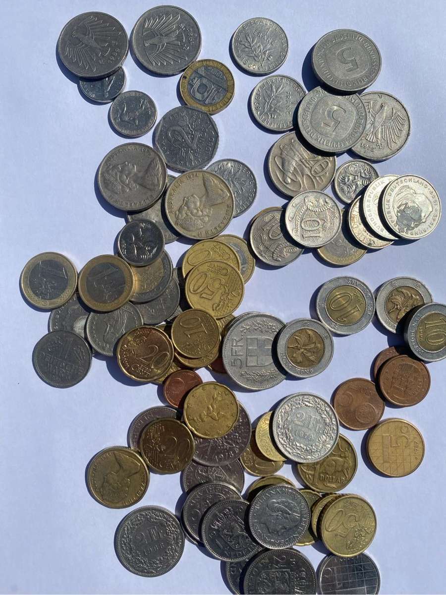 Mixed Currencies adds up to R1054