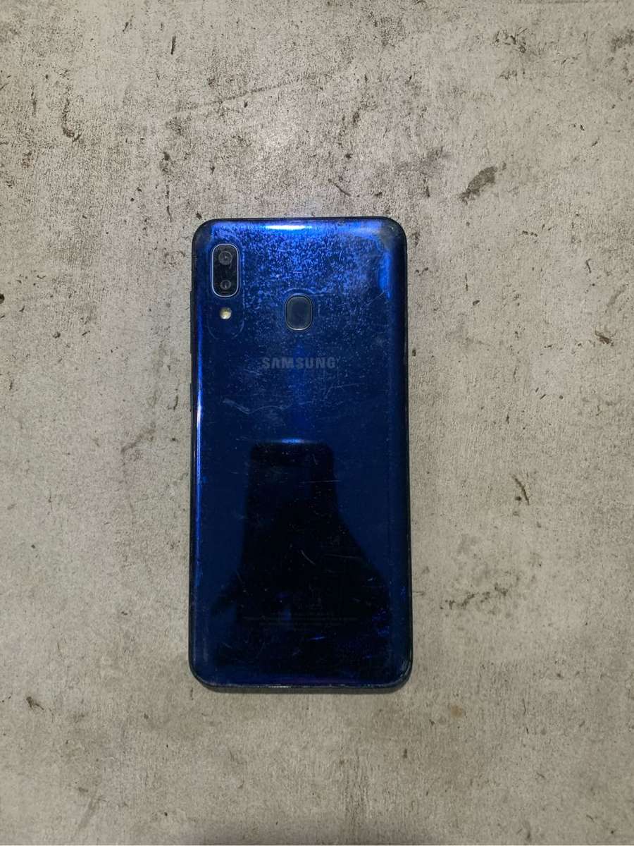 Samsung A20