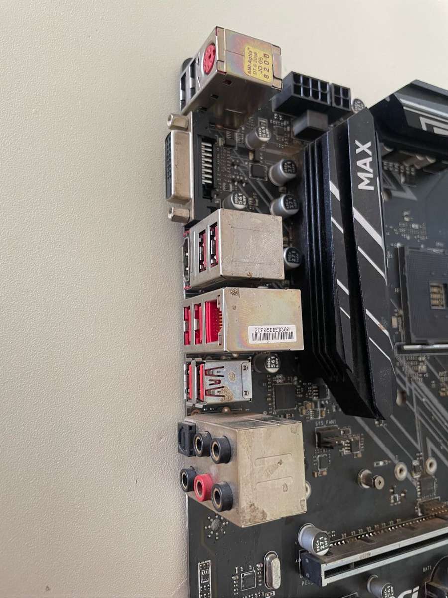 MSI X470 Gaming Plus Max Motherboard**2 x NVME/M.2 SSD Slots**