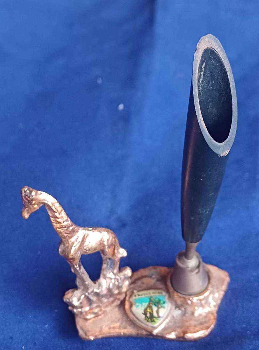 Vintage Krugerpark pen holder