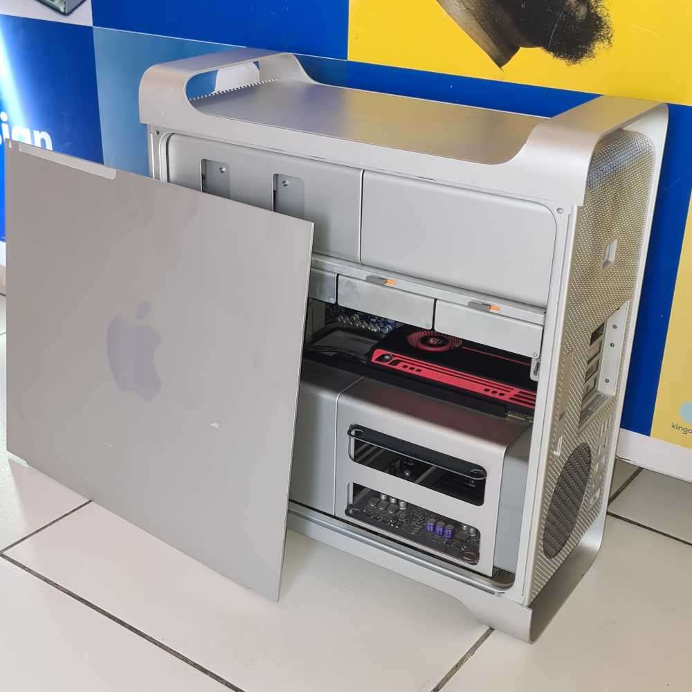 Apple Mac Pro 3.1 double 2 x Xeon CPUs tower