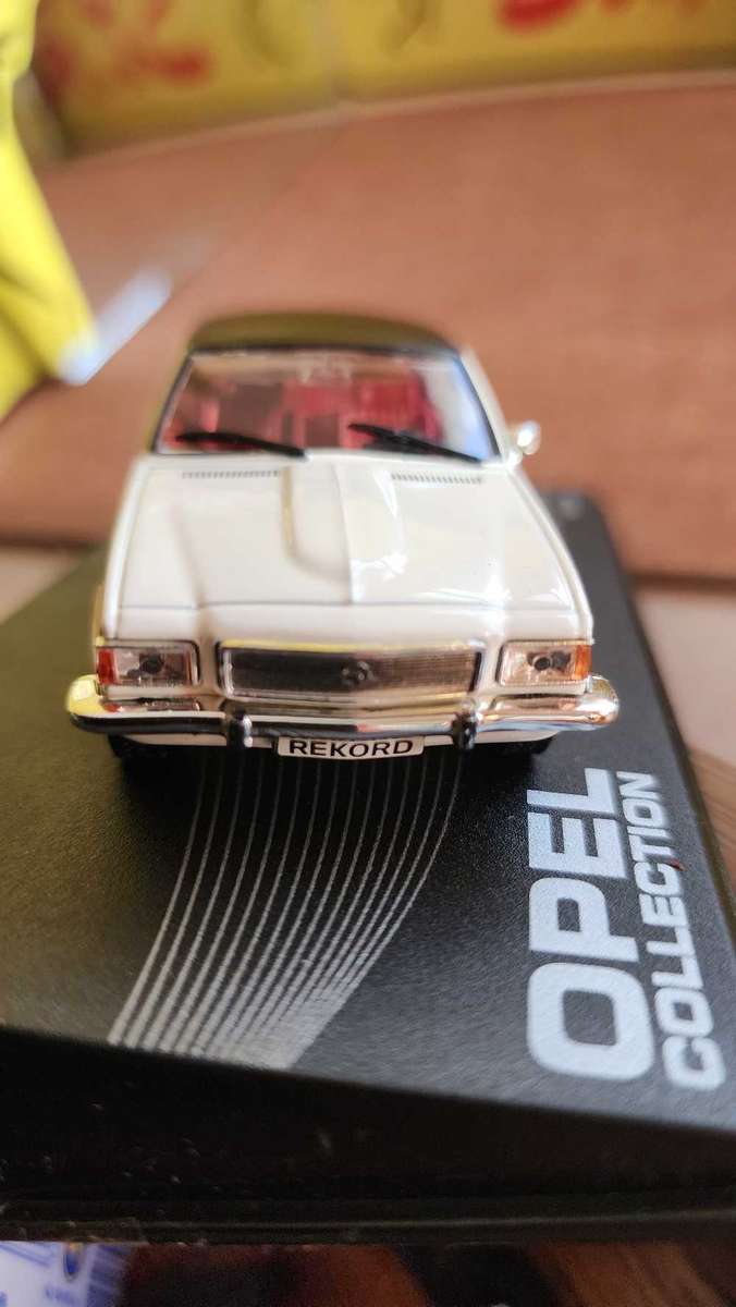 Chev / Opel Rekord (1:43) by