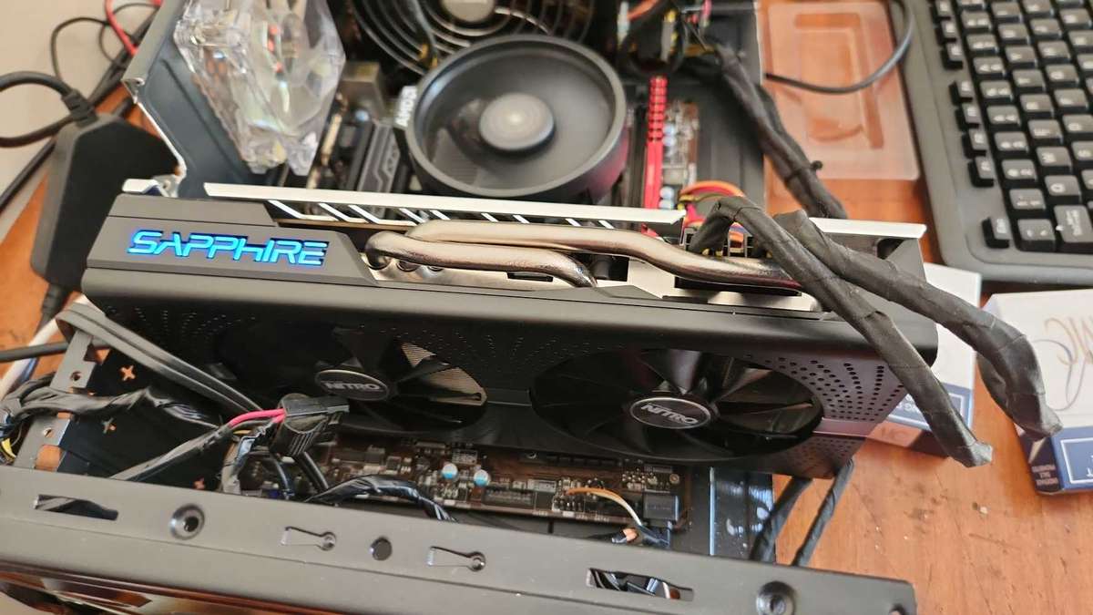 Saphire nitro Rx 570 4GB