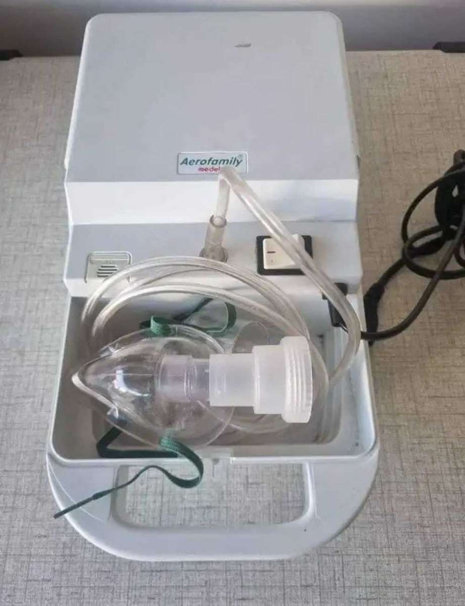 AEROFAMILY MEDAL MODEL 90245 NEBULIZER