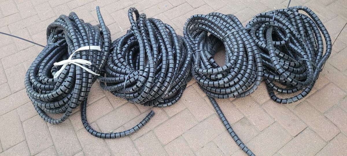 7.4m Spiral Hose Guard (25mm Diameter)