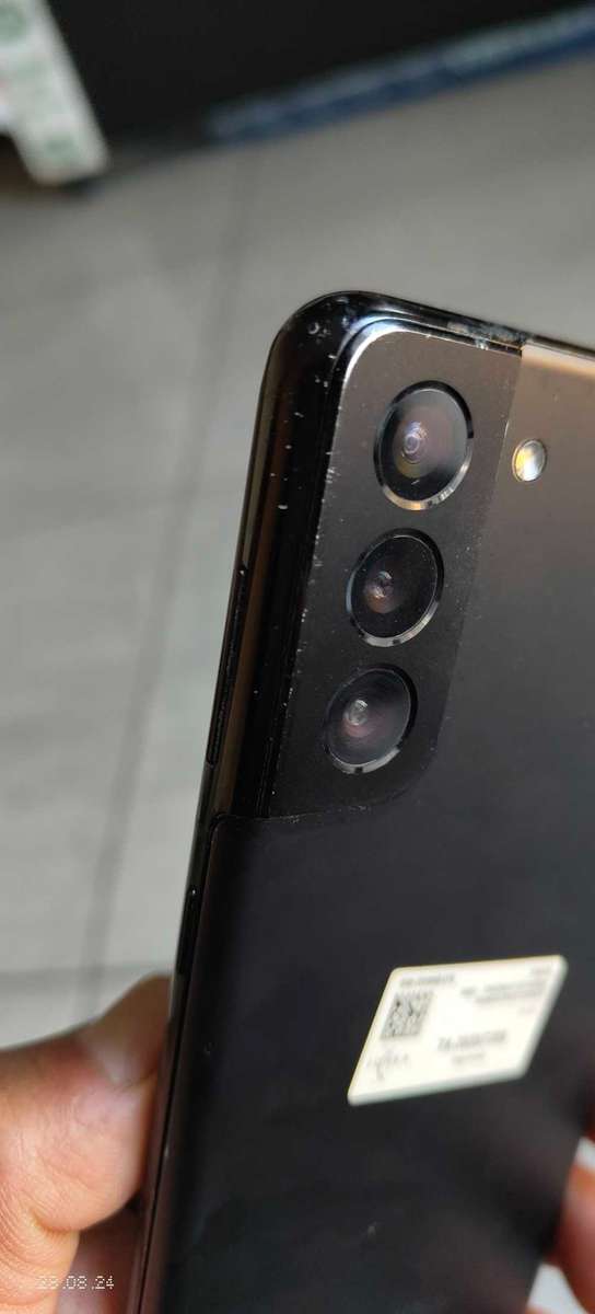 Samsung s21 Plus  256GB/8GB Dual Sim black colour On special !!! (Pre owned)