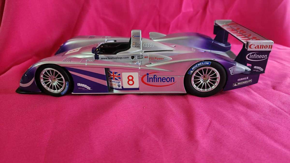 Audi R8R Sport (1:18)