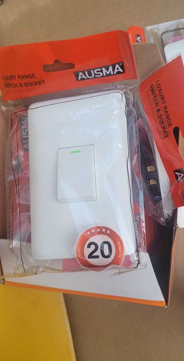 AUSMA 20A Luxury Range Switch & Socket (Bid Per Piece)