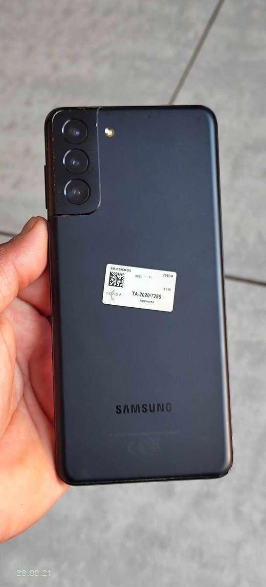Samsung s21 Plus  256GB/8GB Dual Sim black colour On special !!! (Pre owned)