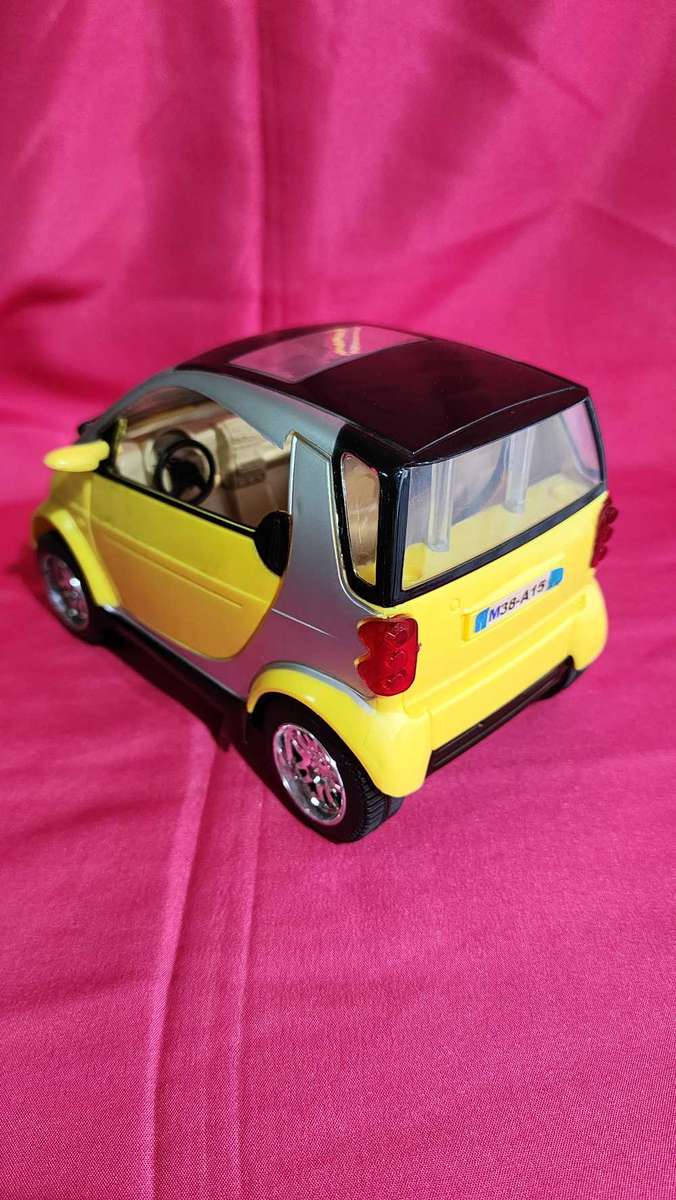 BIG "Smart-Car" Battery Operated (Model)