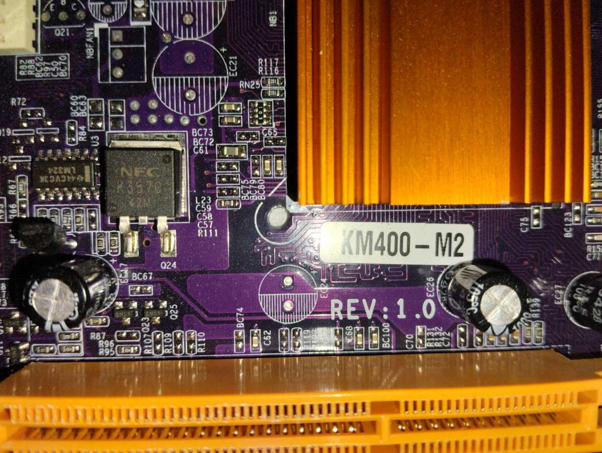 ECS - KM400-M2 REV:1 MB - Includes AMD Sempron CPU and RAM