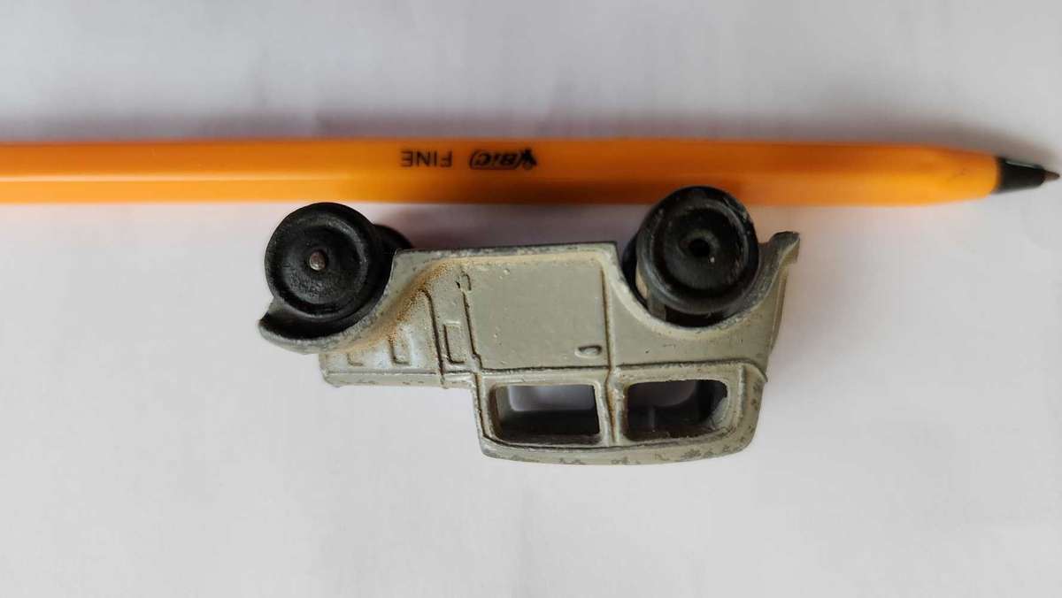 1940's Dinky #35a Austin Sedan