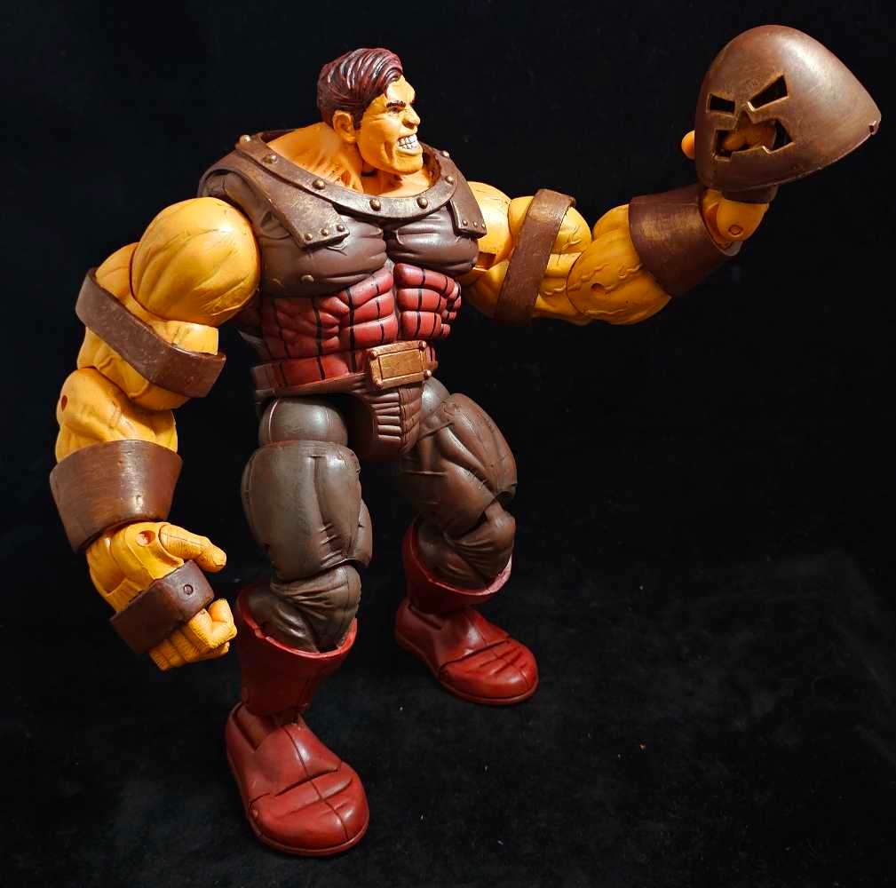 ToyBiz Marvel Legends Juggernaut