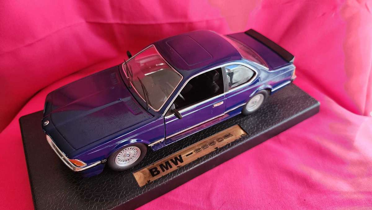 BMW 635 CSi (1:18)