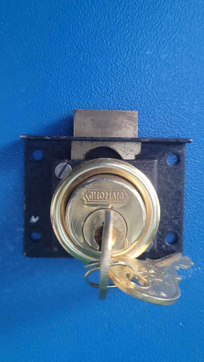 Diamond Cylinder Cupboard Drawer Locks  (BID PER PIECE)