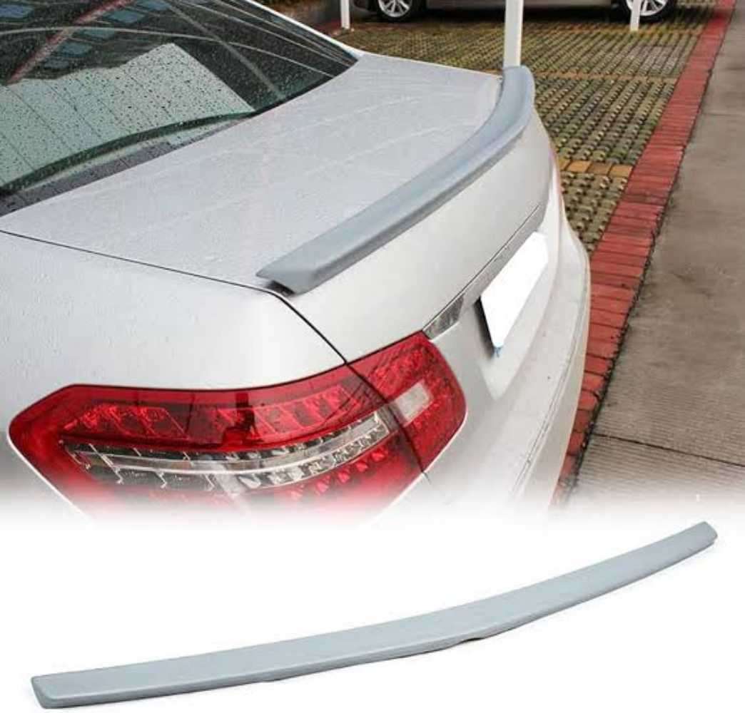 W212 Boot Spoilers