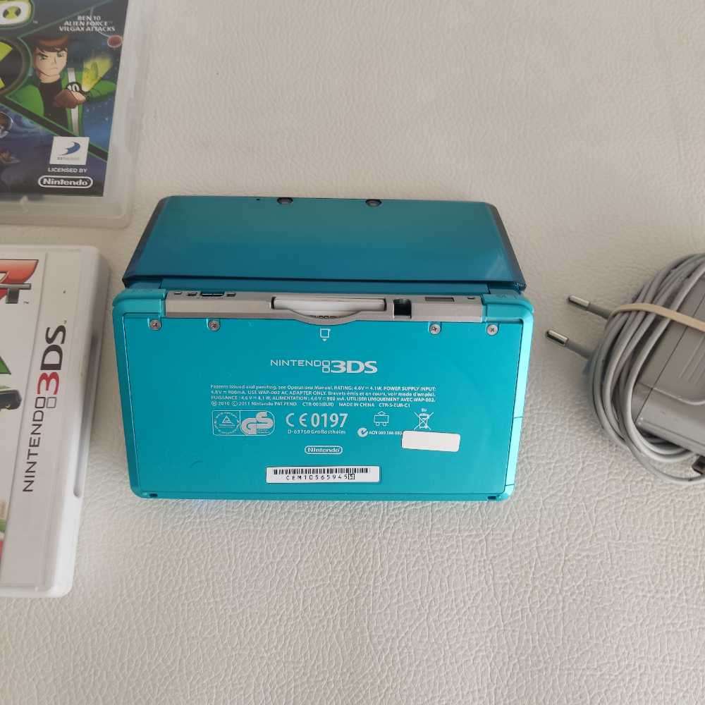 Nintendo 3ds European region  console with games