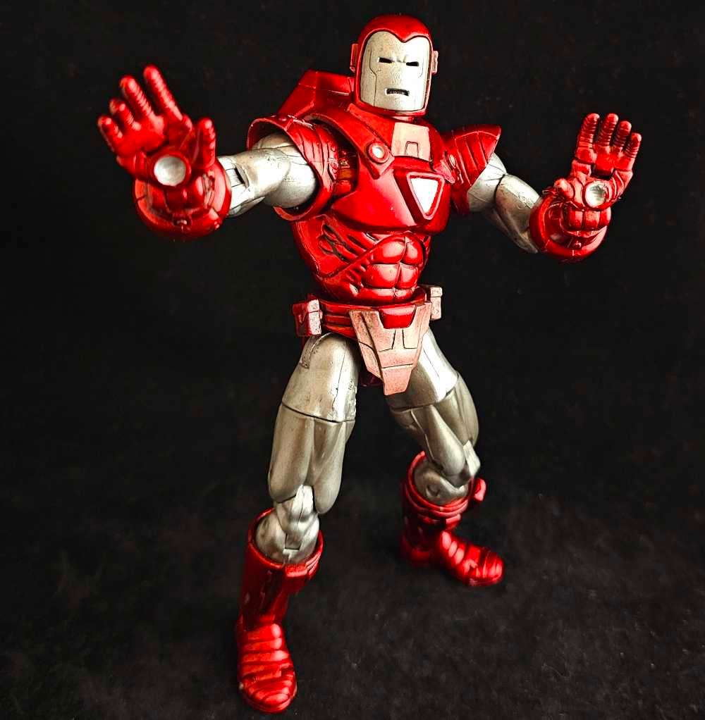 ToyBiz Marvel Legends Silver Centurion Ironman