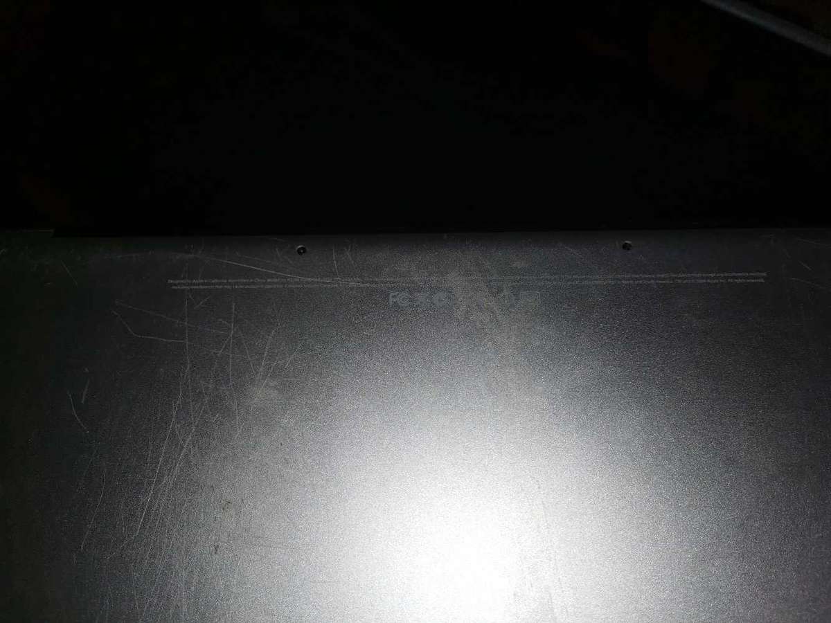URGENT SALE!PFAULTY MACBOOK Pro i7, 15 inch.r|