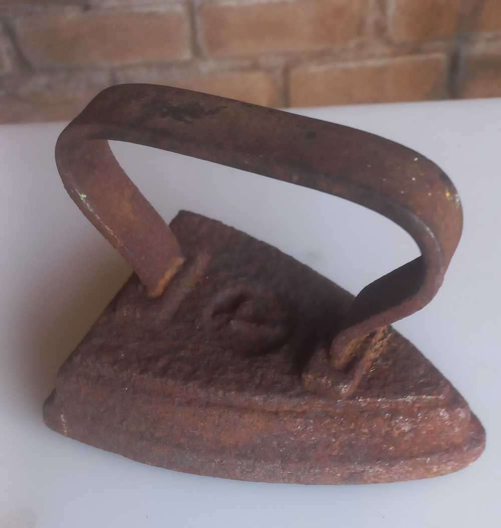 Vintage iron no 4