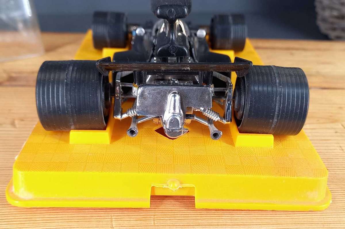 Lotus FX3 F1 race car vintage by Politoys
