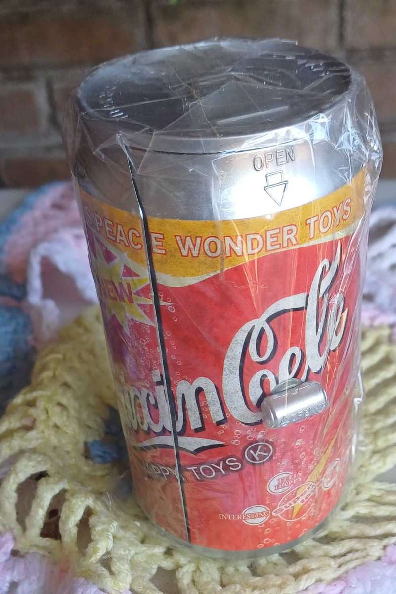 Tricky Coke tin