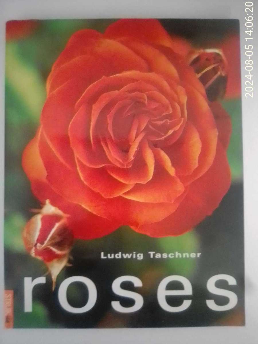 8 x Gardening Books.