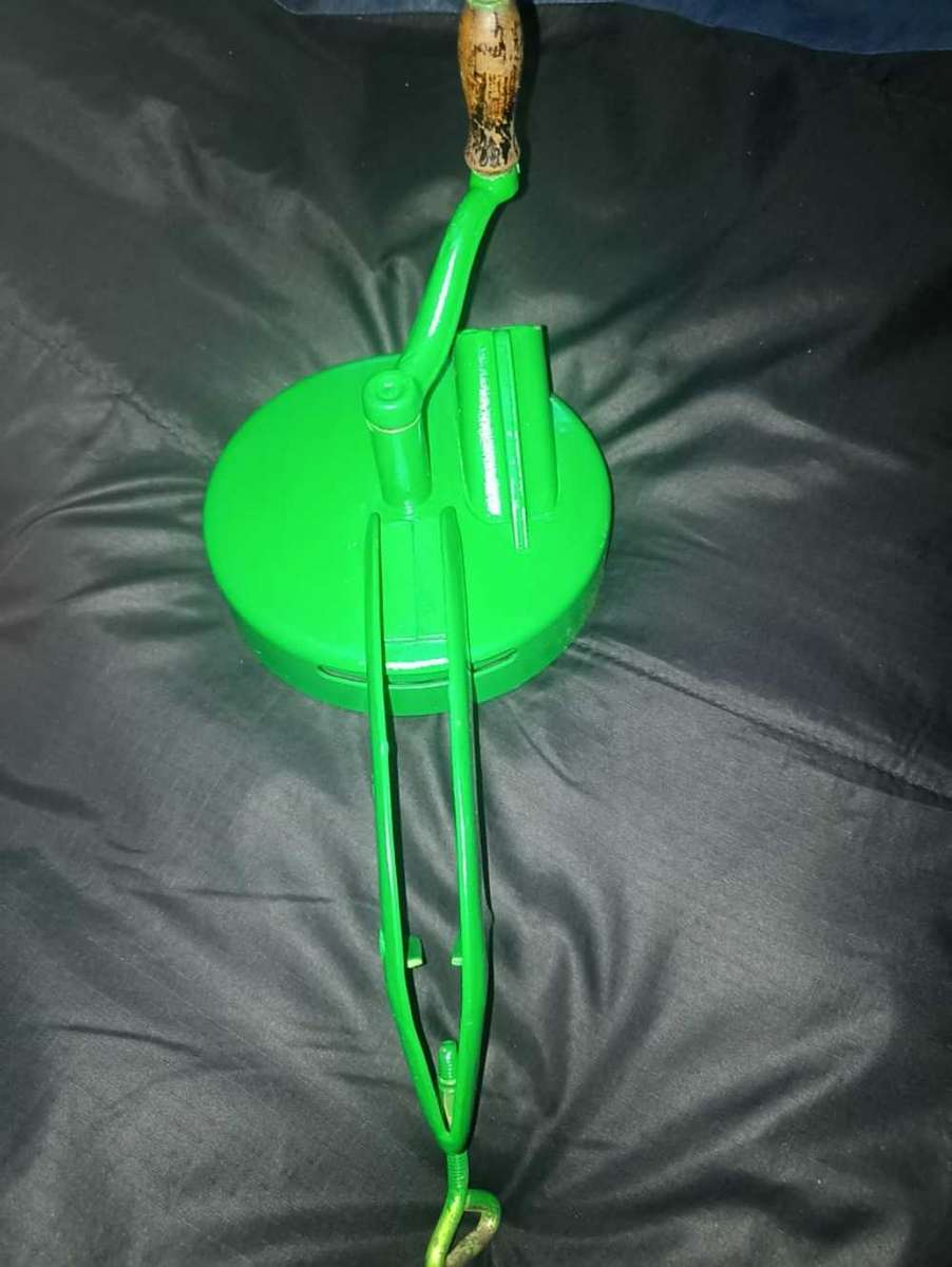 Refurbished green double been slicer