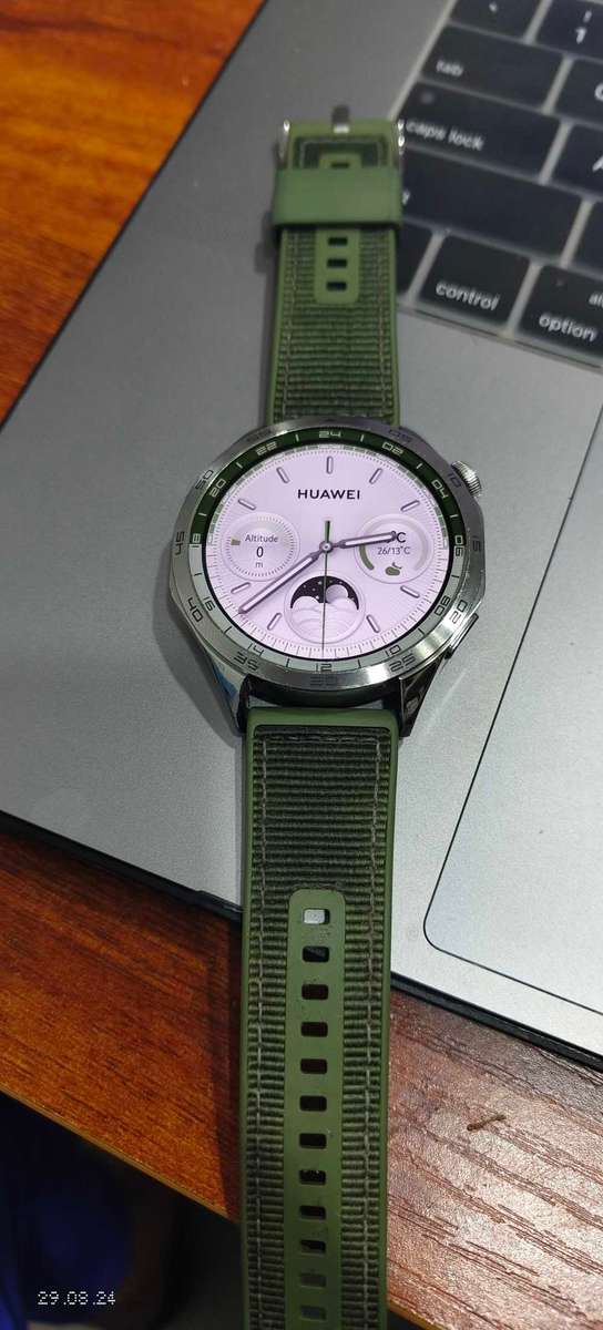 Huawei Watch GT 4 46mm Green (pre owned)