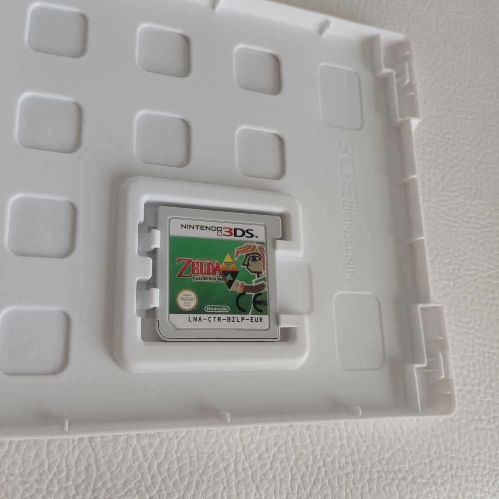 The Legend of Zelda A Link Between Worlds Nintendo 3DS Selects