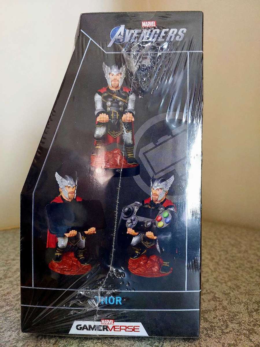 Lego Avengers + Phone and Controller Holder