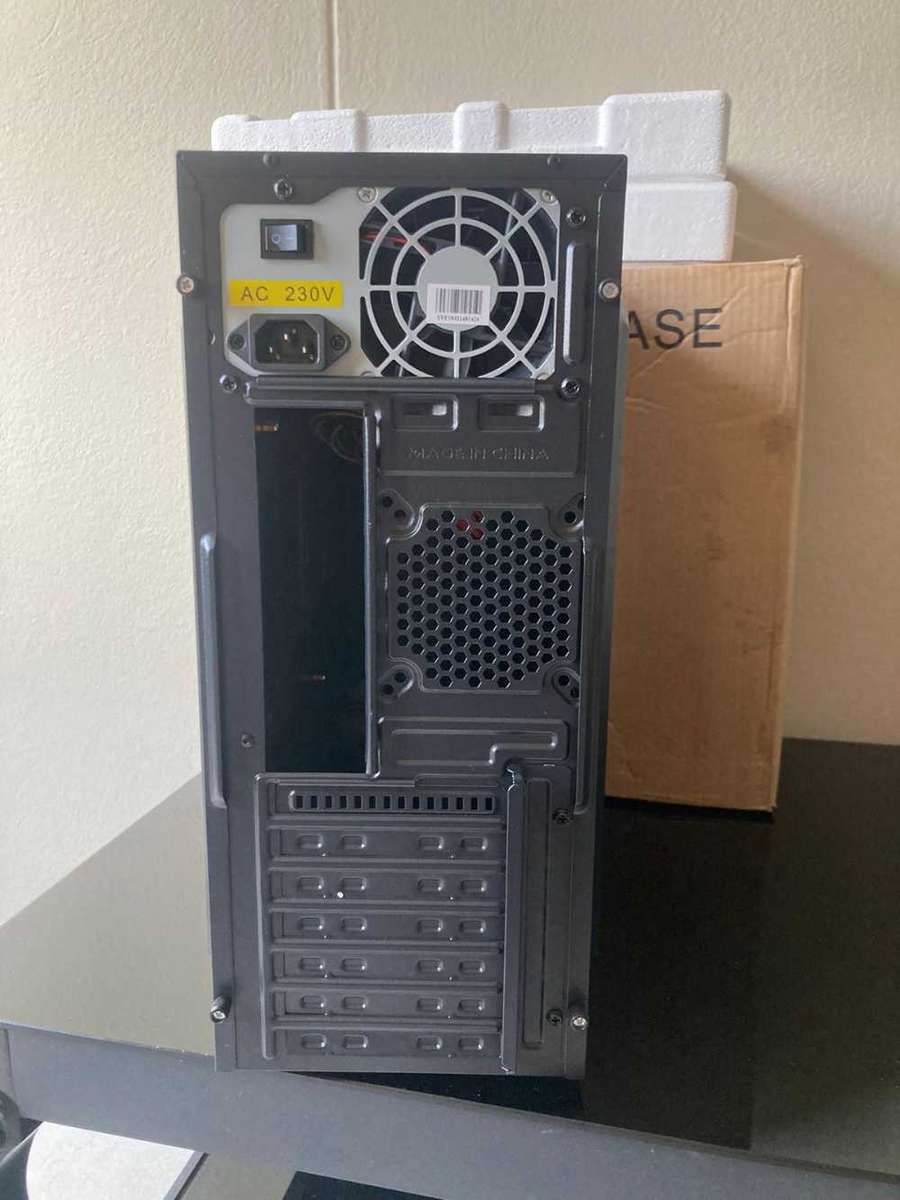 YAMA E183 Midi Chassis With 400W Power supply