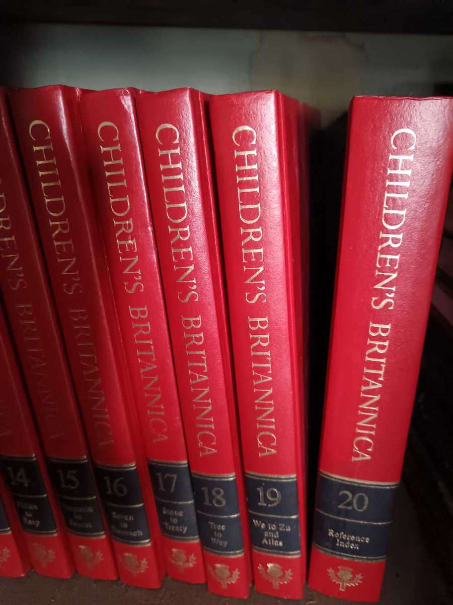 Set of Children's Britannica Encyclopedia Volume 1 to 20