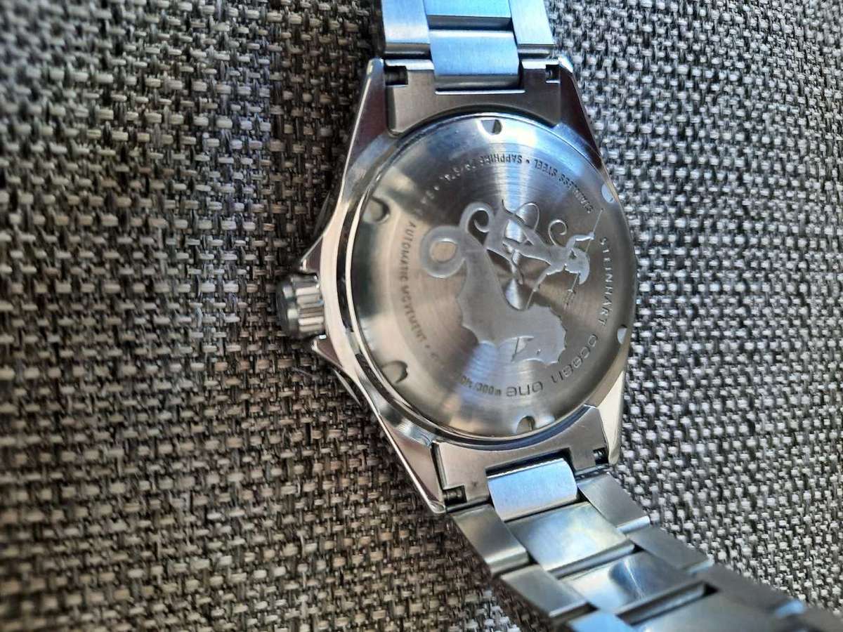 Mens Divers Watch Automatic 42mm Stainless Steel.