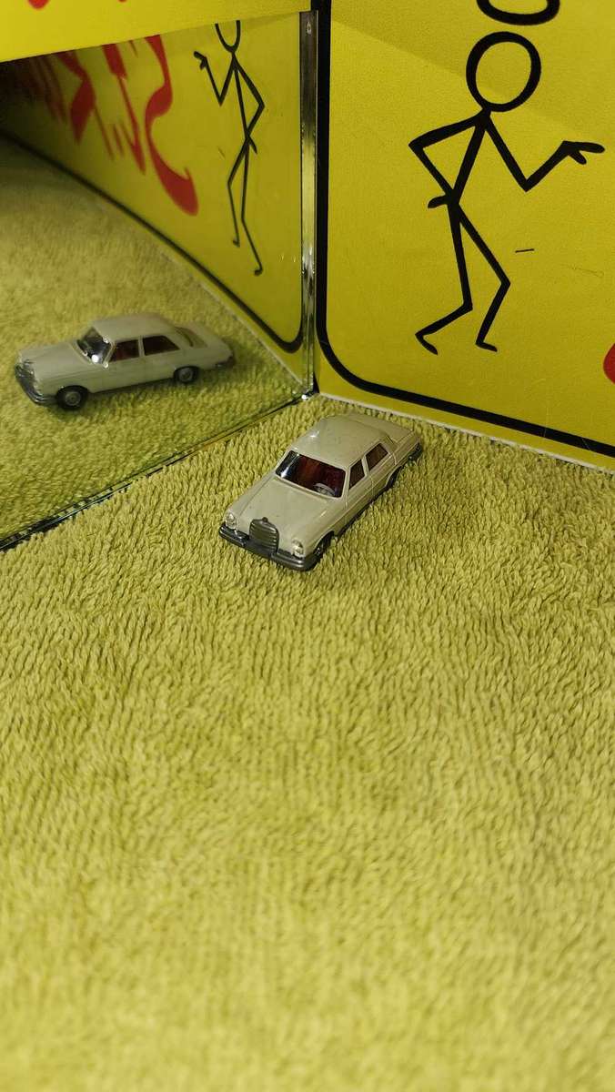 Mercedes Benz 280S by Wiking