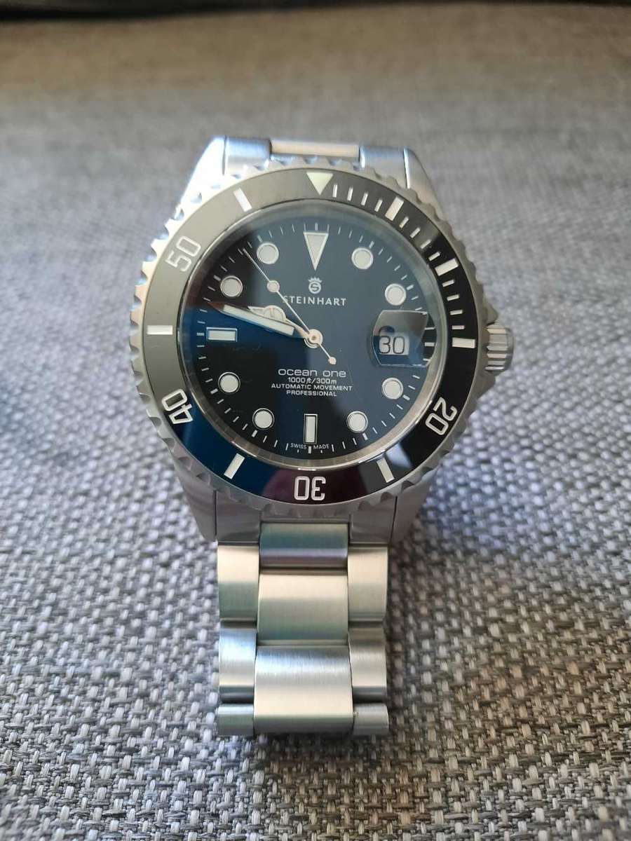 Mens Divers Watch Automatic 42mm Stainless Steel.